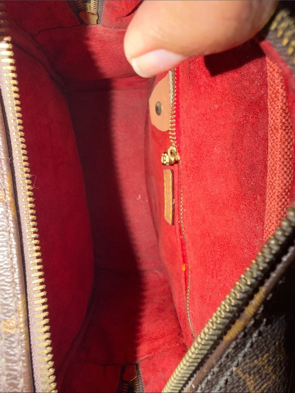 Louis Vuitton Brown Monogram Bag with Tan Trim - serial #M51161 needs TLC